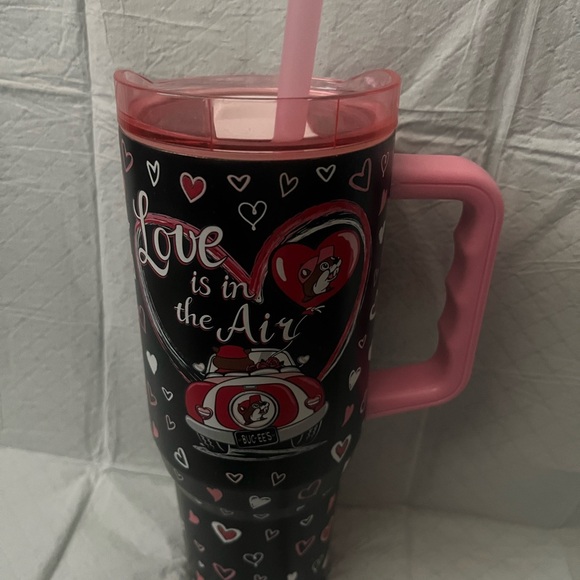 BUC-EE'S Other - Buc-ee’s Love is in the Air Travel Mug - Pink and Black